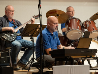 village_street_band-2025-007 village_street_band-2025-007